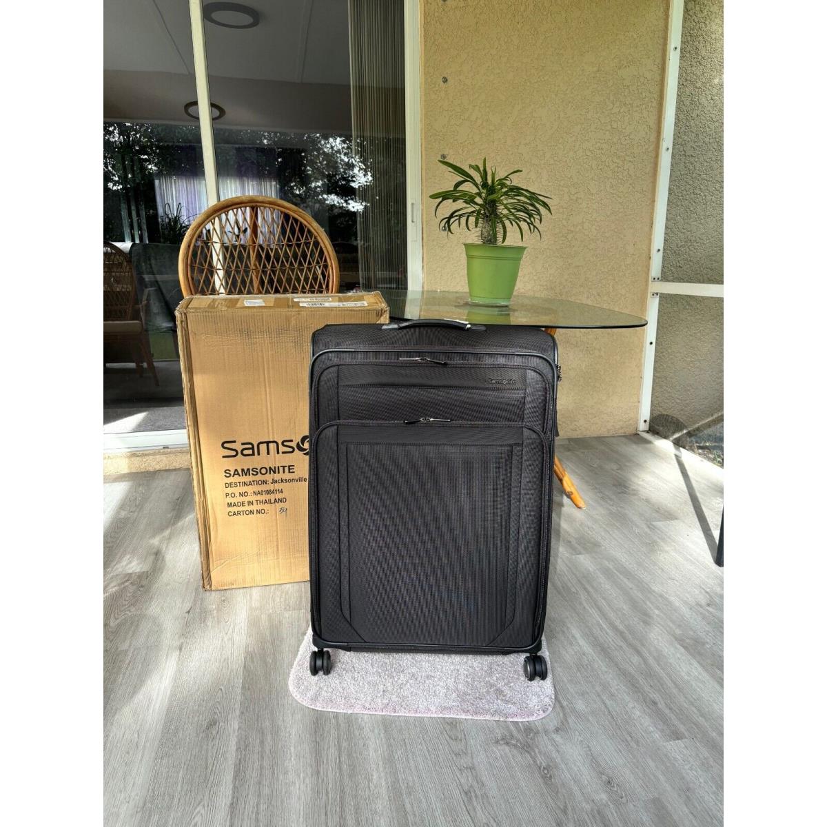 Samsonite Lineate Dlx Large Expandable Spinner 30