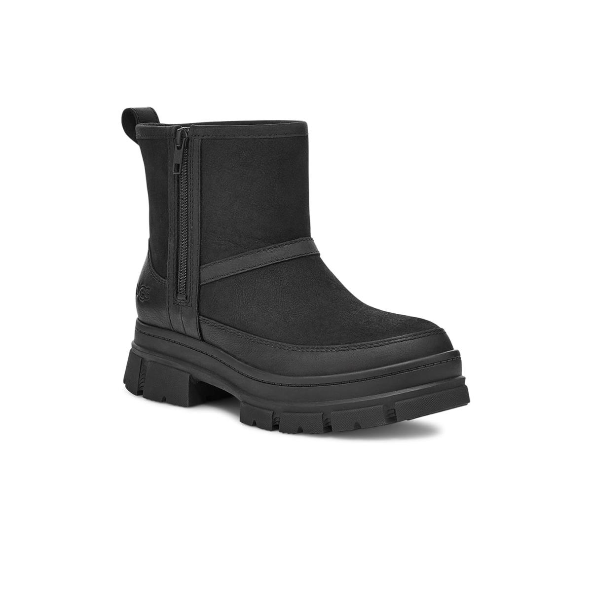 Woman`s Boots Ugg Ashton Zip