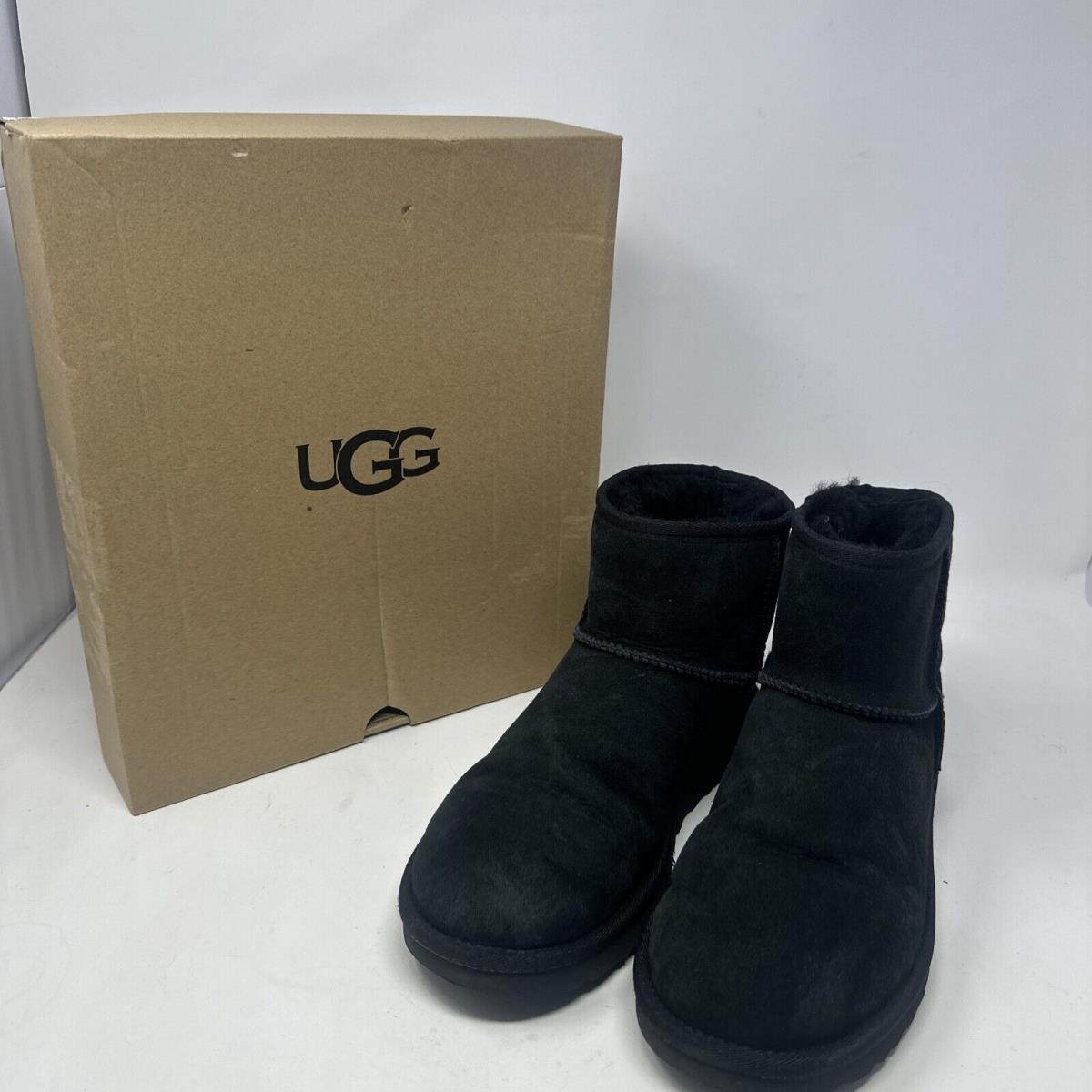 Ugg Women`s Classic Mini II Black Suede Boots Size 9