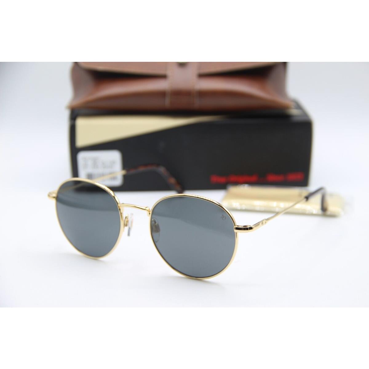 American Optical AO1002 Gold Sunglasses W/case 51-19