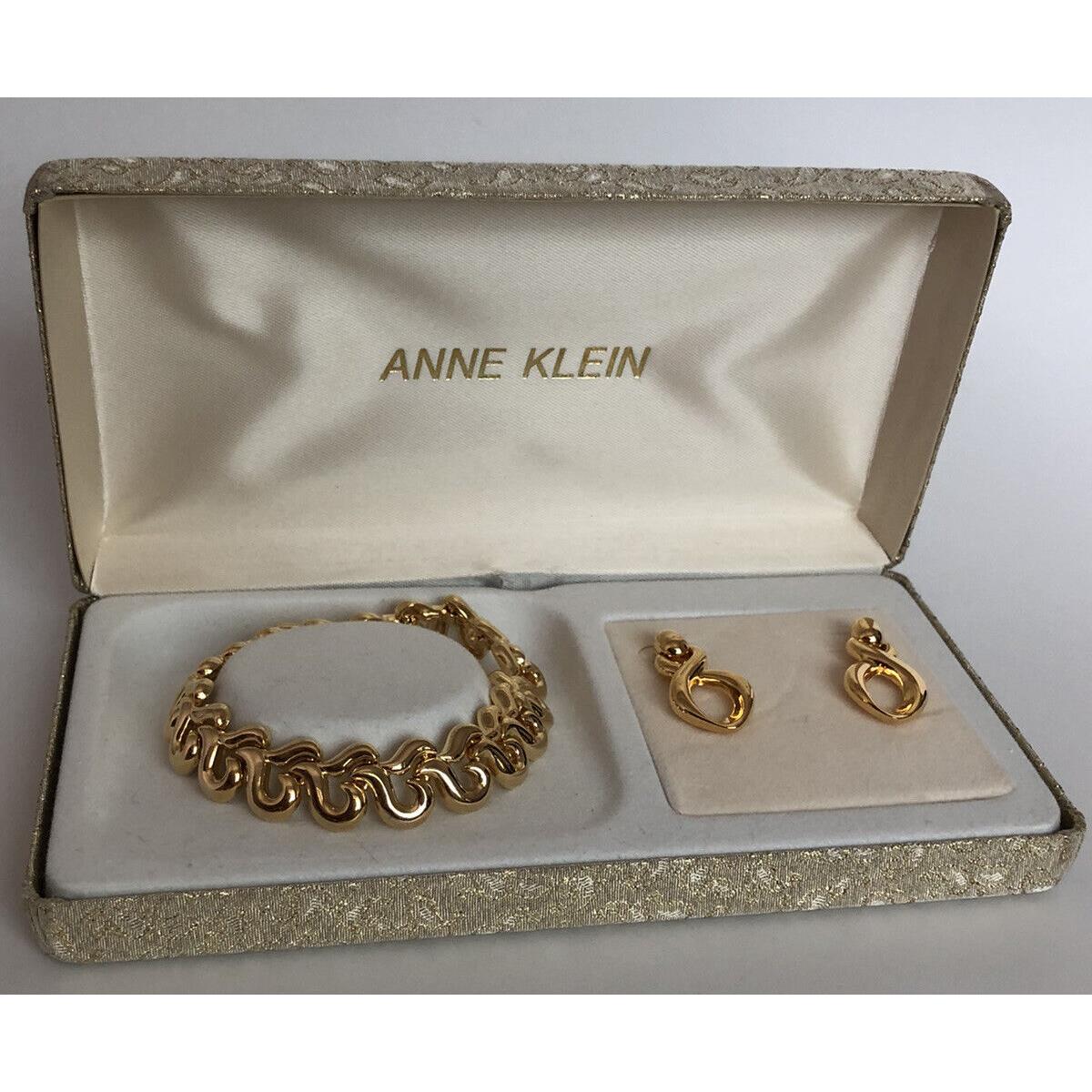 Vtg Anne Klein Nordstrom Gold Brushed Bracelet Earrings Set