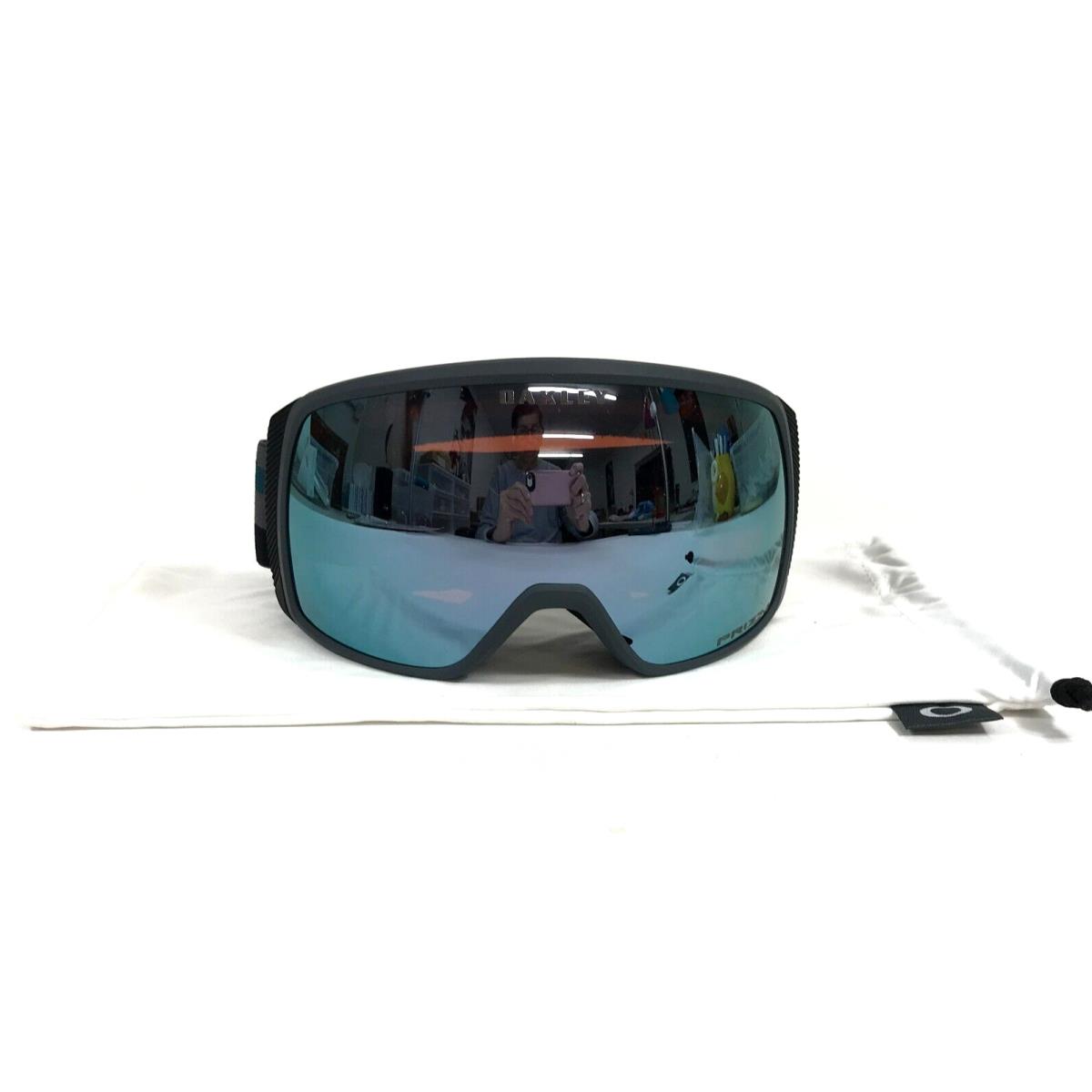 Oakley Youth Snow Goggles Flight Tracker S OO7106-1500 Balsam Gunmetal Sapphire