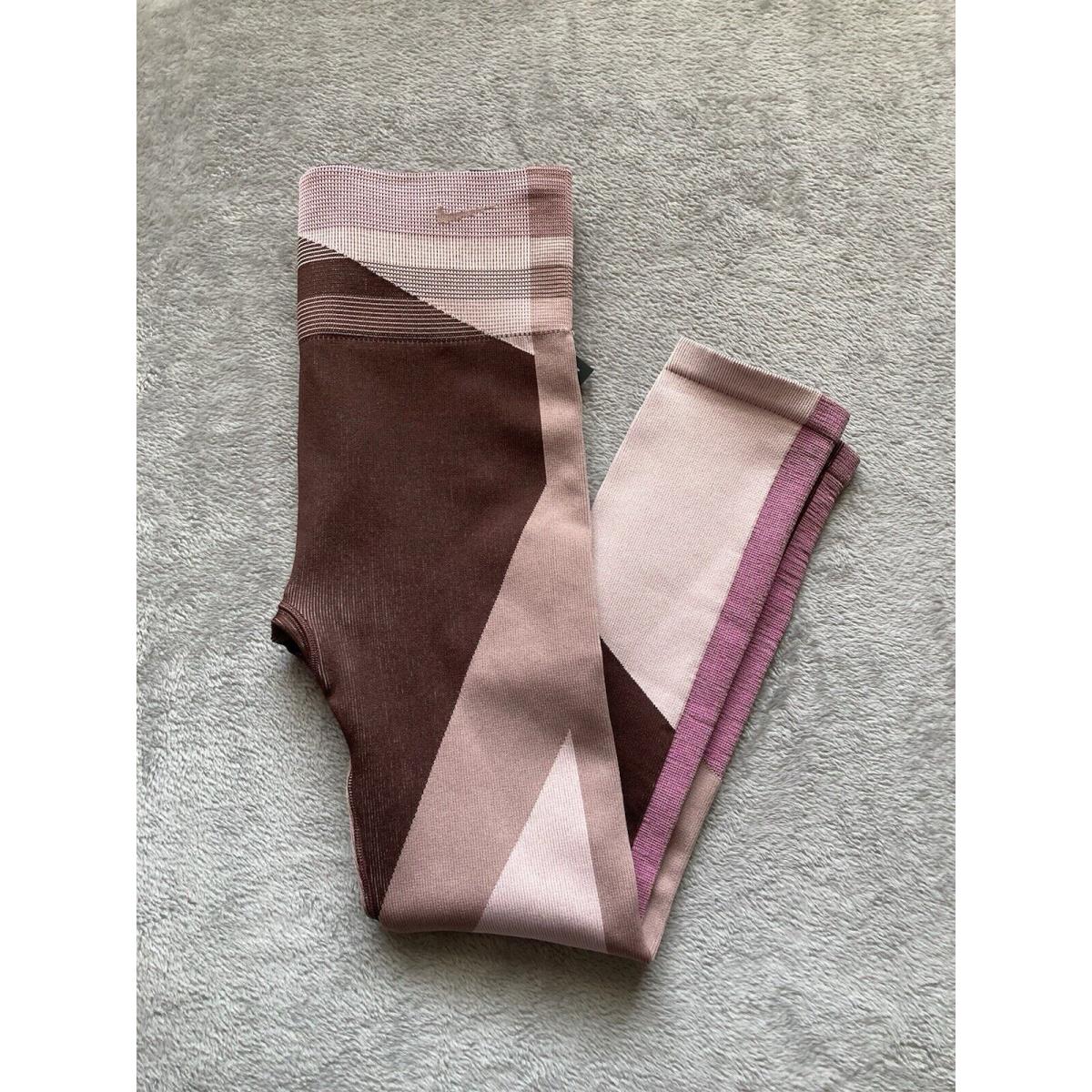 Nike Sculpt Icon Clash High Training Tight Desert Dust Sz Large 7/8 Length