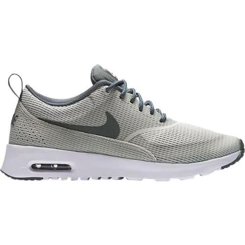 Women s Nike Air Max Thea Size: 5 Color: Silver Green - Silver