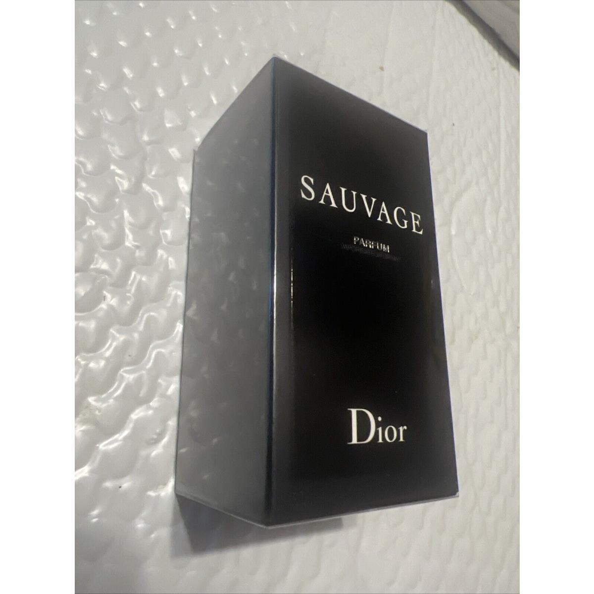 Dior Sauvage Parfum Men`s 2 oz / 60 ml Spray