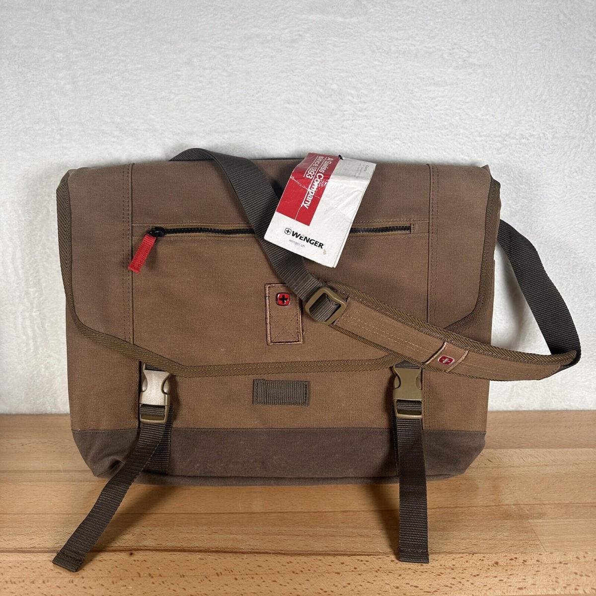 Wenger Corfe 16 Inch Messenger Bag with Tablet Pocket Camel