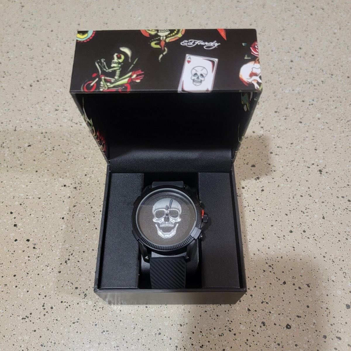 ED Hardy Goth Matte Black Silver Skull Men`s Silicone Strap Watch