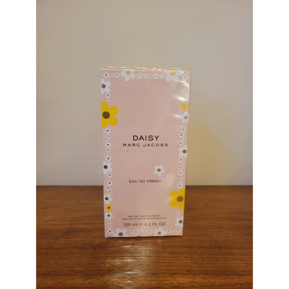 Marc Jacobs Eau DE Toilette Spray 4.2 oz Daisy So Fresh