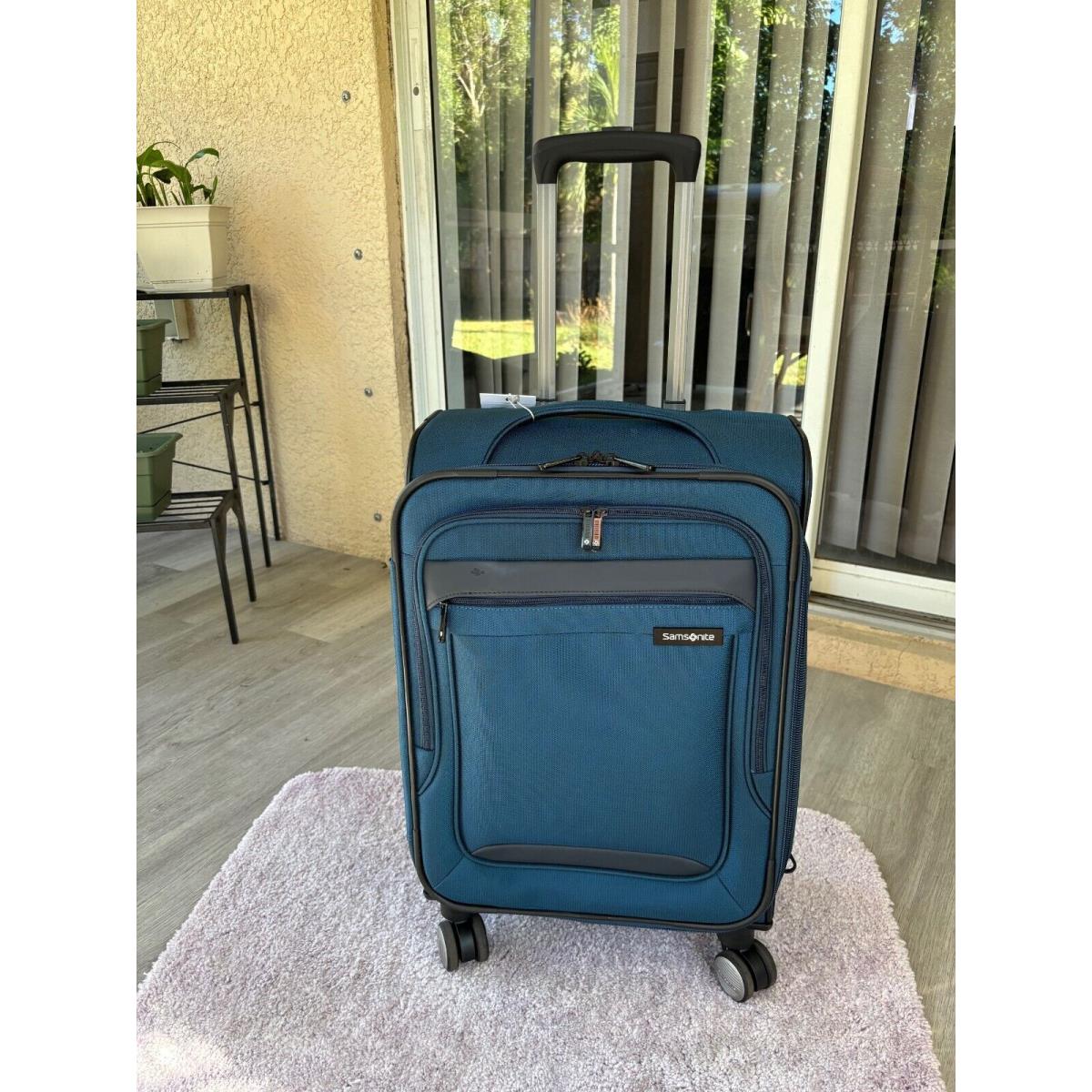 Samsonite X-tralight 3.0 20 Carry-on Spinner Trolley