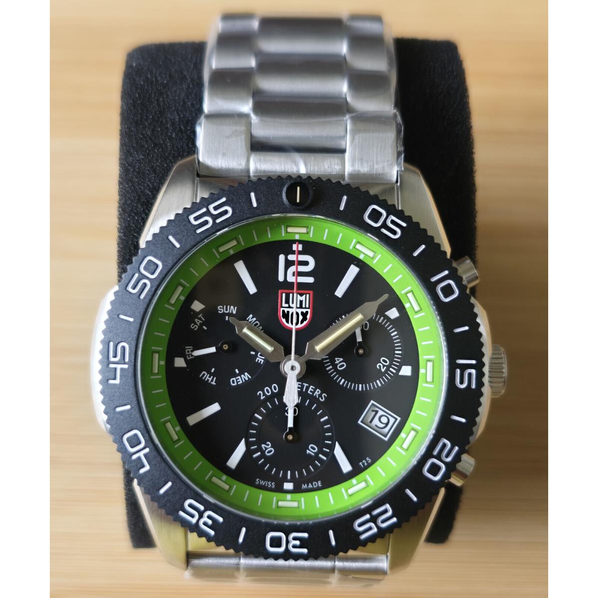 Luminox Pacific Diver Sapphire Black Dial Chronograph Men`s Watch XS.3157.NF.M