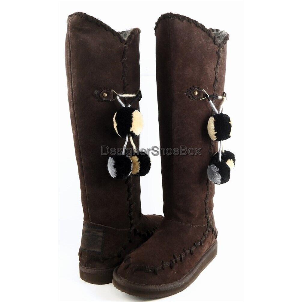 Juicy Couture Marsha Chocolate Waxy Suede Pompom Designer Winter Boots 7