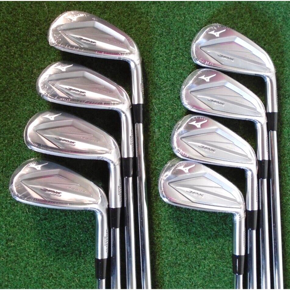 Mizuno JPX-923 Forged Iron Set 4-GW Dynamic Gold 105 Steel Stiff +.5 2 Up