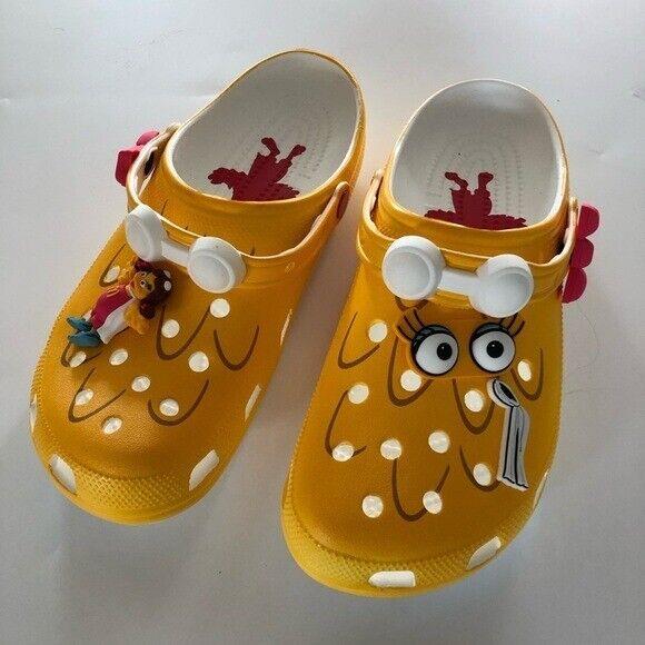 Crocs x Mcdonald s 13 Birdie Classic Clog Yellow Men s