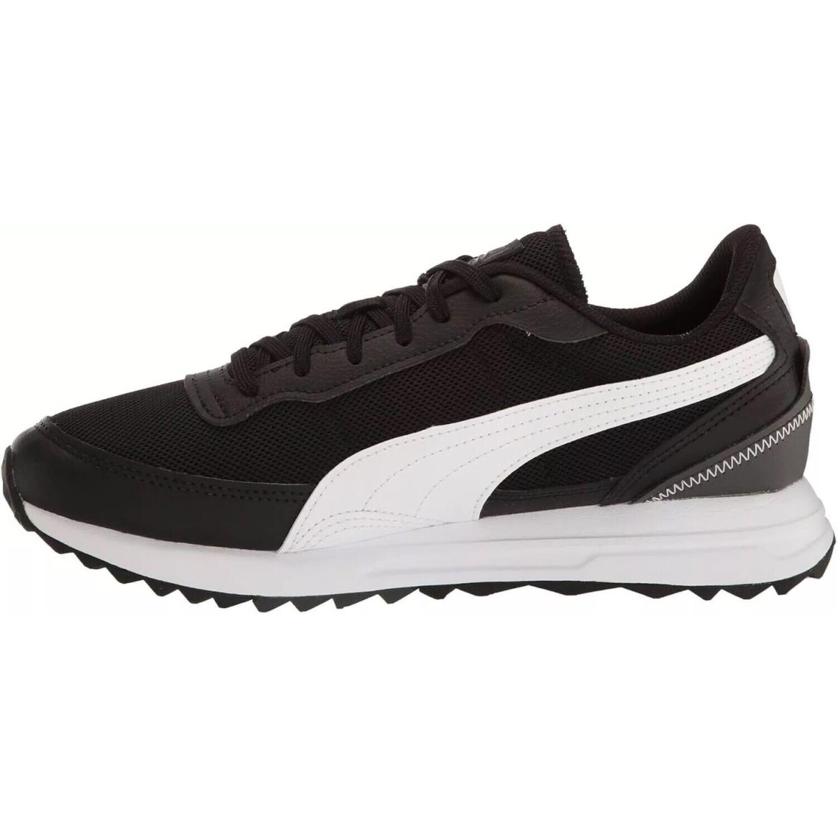 Puma Road Rider Black / White Men`s Casual Sneakers 397432-04 - Black / White