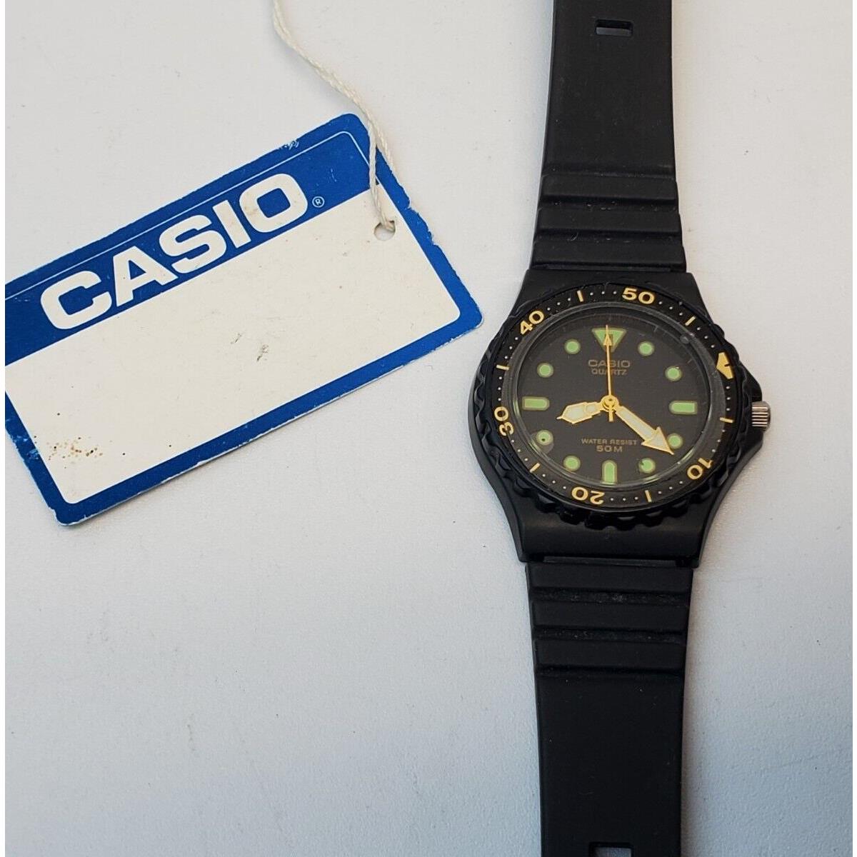 Casio Labeled Watch 705 LX-82 Quartz 50 Meters 111A5-Y82 Untested