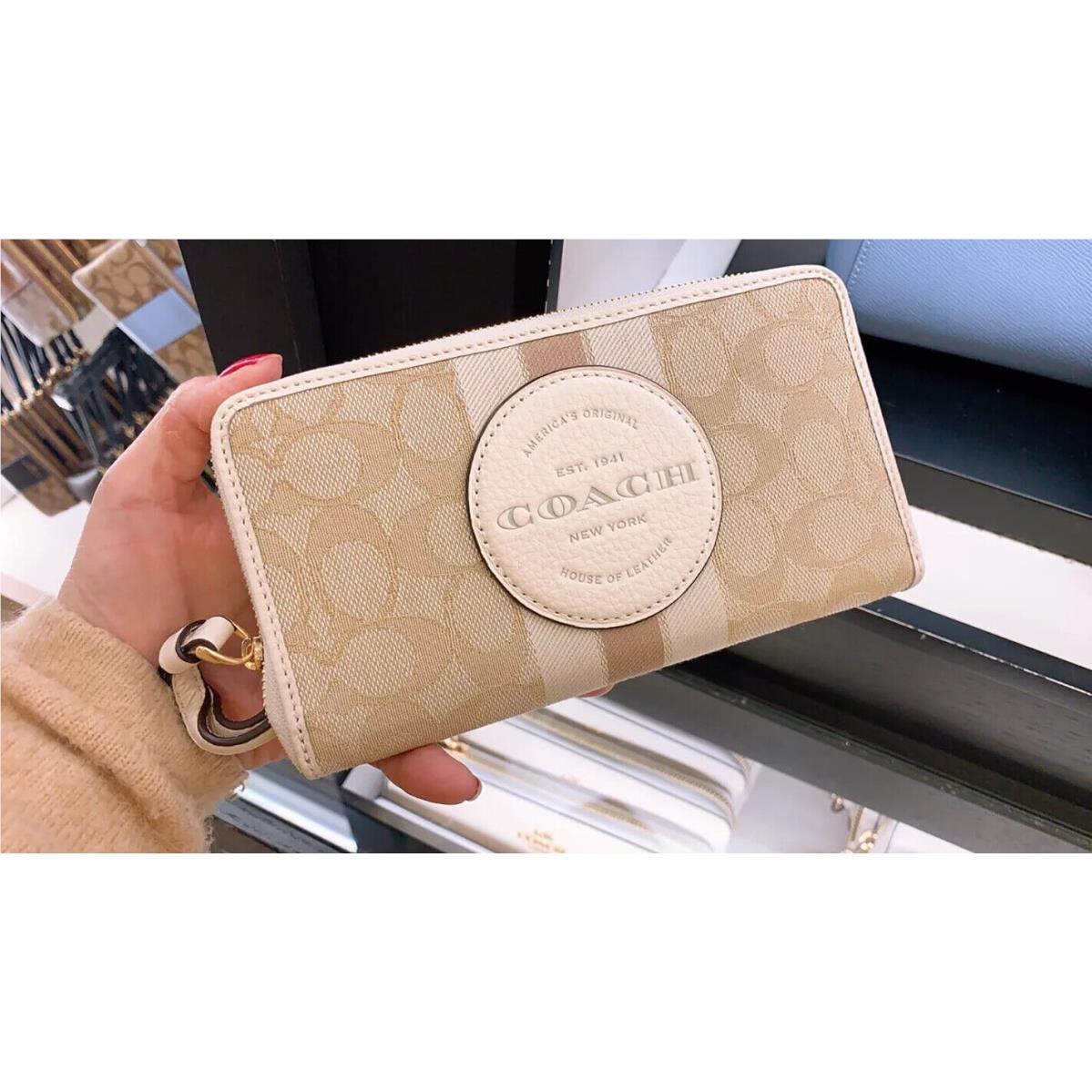 Coach Dempsey Large Phone Wallet In Signature Jacquard with Stripe and Patch Light Khaki Chalk