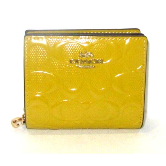 Coach CT1982 Gold Patent Leather Snap Card Case Wallet C Charm