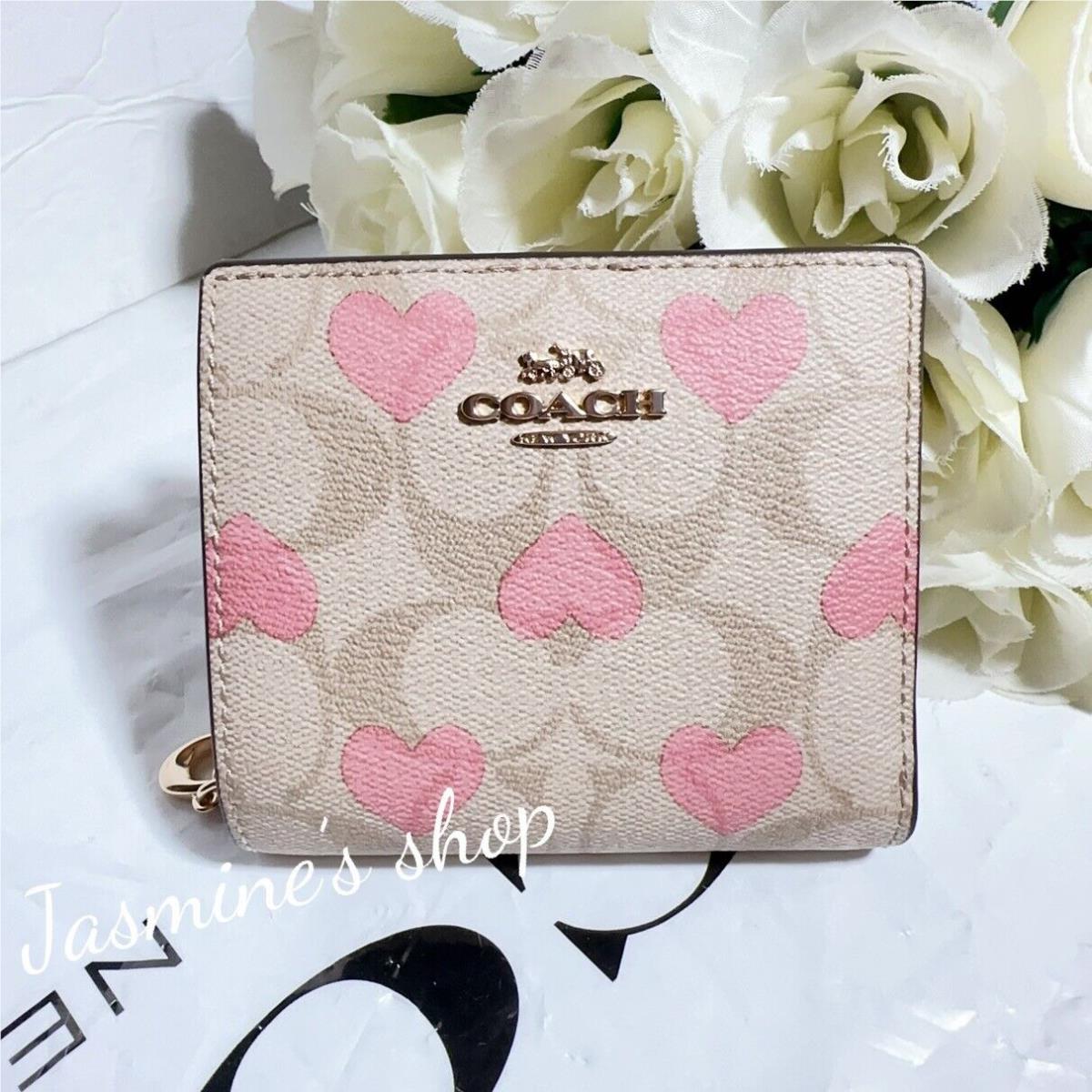 Coach Snap Wallet In Signature Canvas with Heart Print CQ145