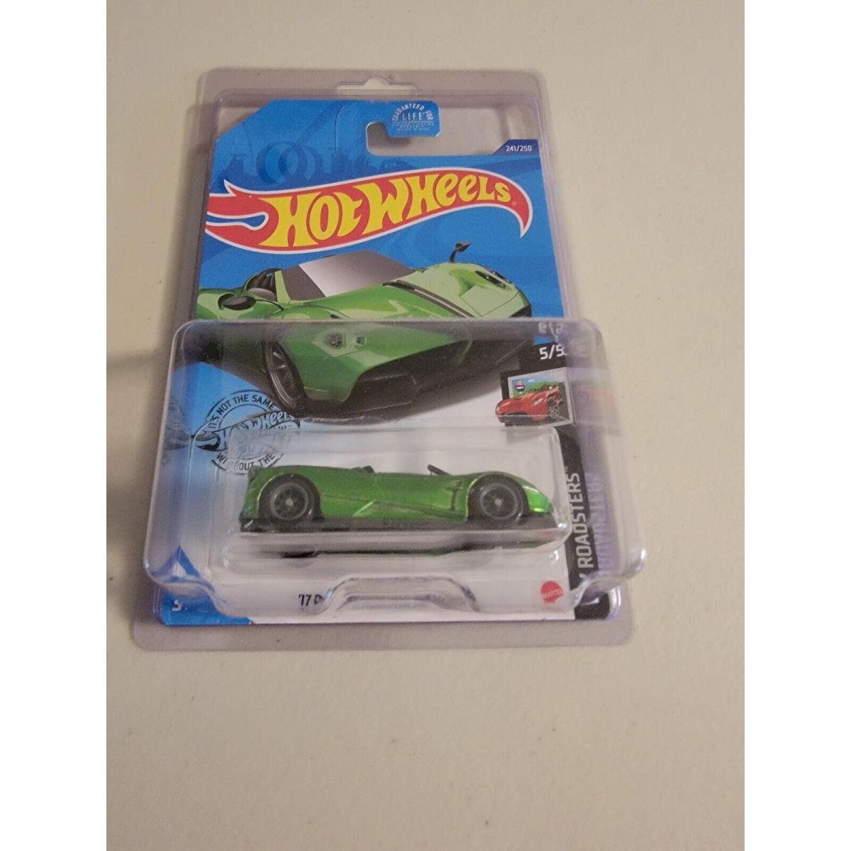 Hot Wheels Super Treasure Hunt 17 Pagani Huayra Roadster Sth