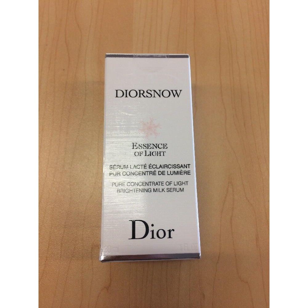 Dior -diorsnow Essence of Light Pure Concentrate of Light Brightening Milk Serum