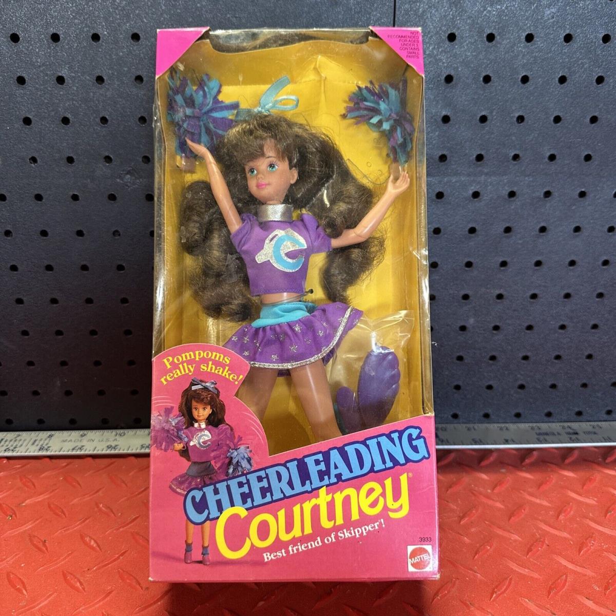 Cheerleading Courtney Best Friend of Skipper Doll 3933 1992 Mattel Nrfb