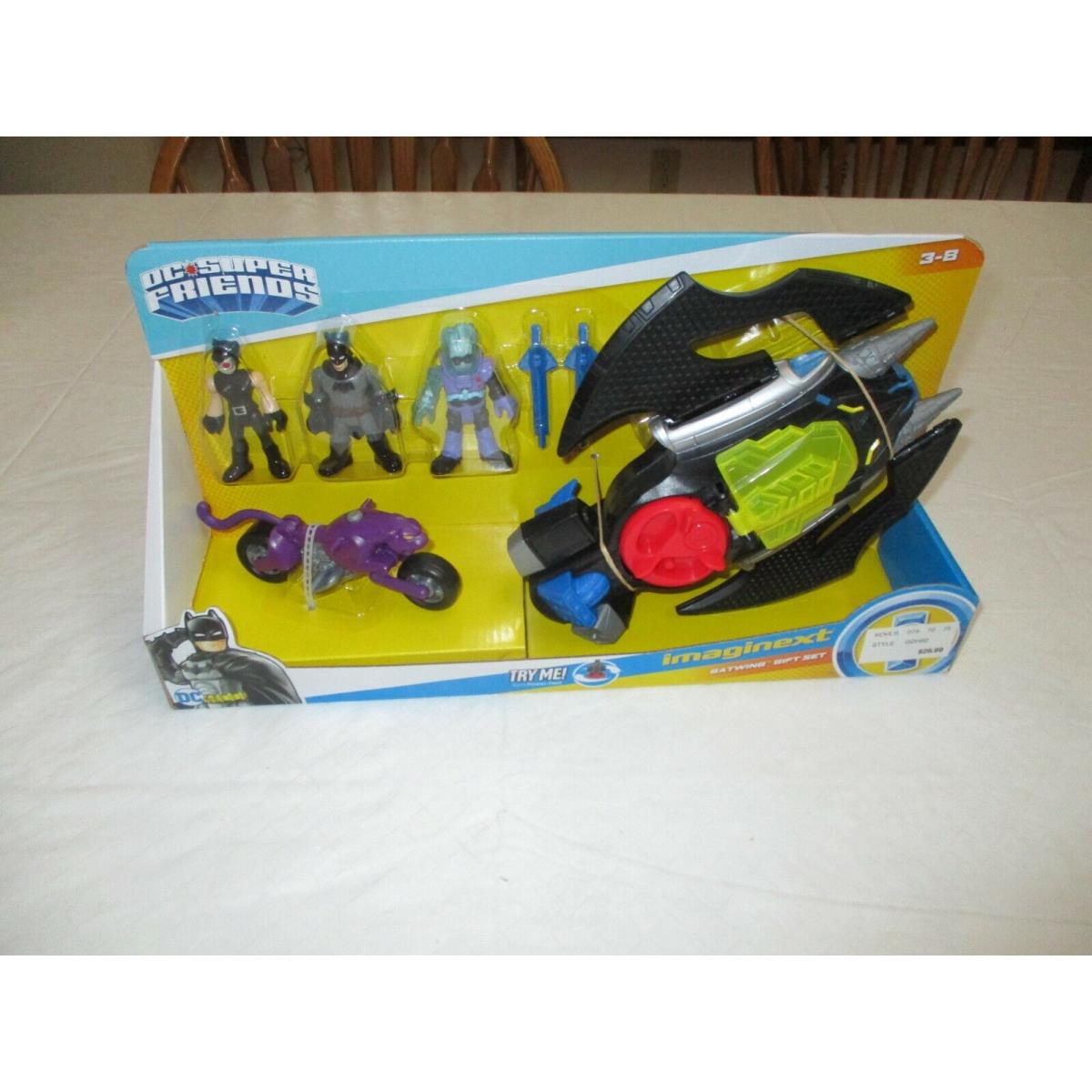 Fisher Price Imaginext Batwing Gift Set Batman Freeze Catwoman Motorcycle