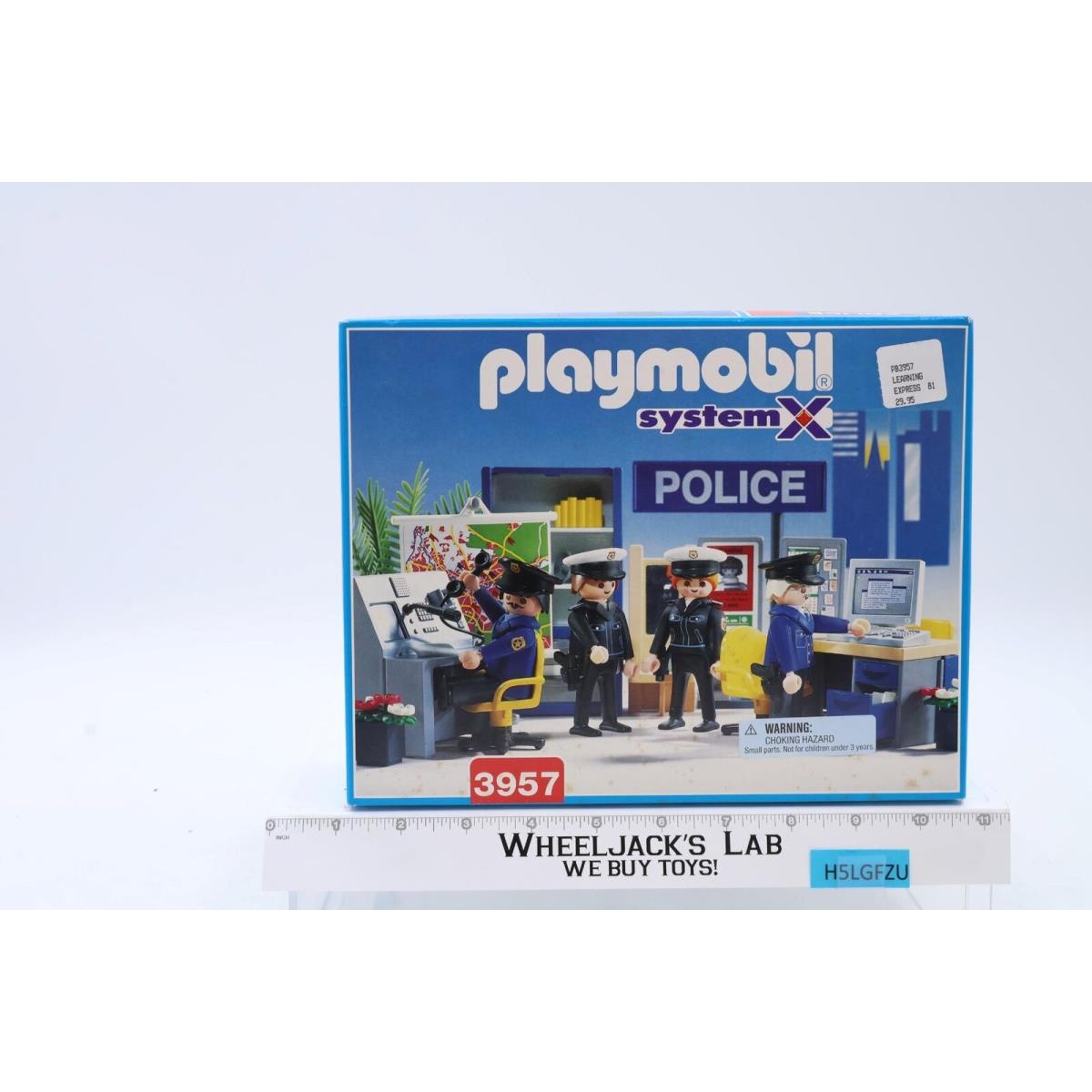 3957 Police Station Headquarters 1997 Playmobil Vintage