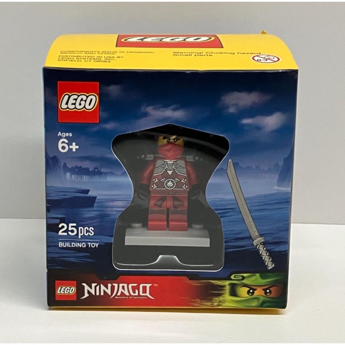 Lego Promotional: 2015 Target Minifigure Gift Set 5004077