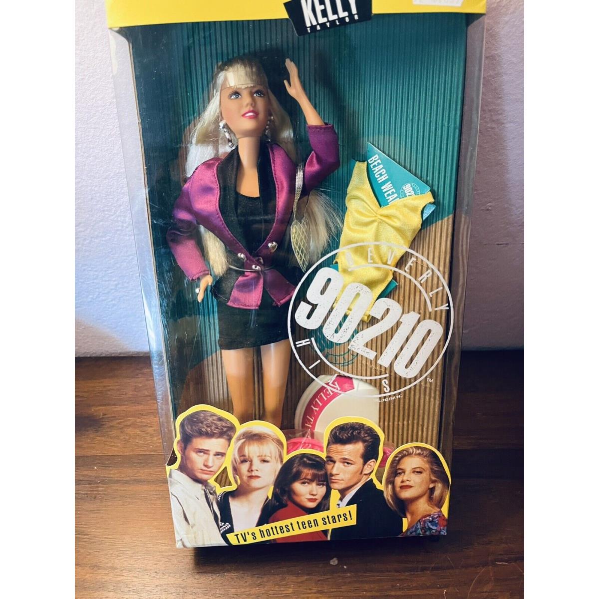 Beverly Hills 90210 Kelly Taylor Barbie Doll Figure 1576 Jenni Garth 91 Vintage