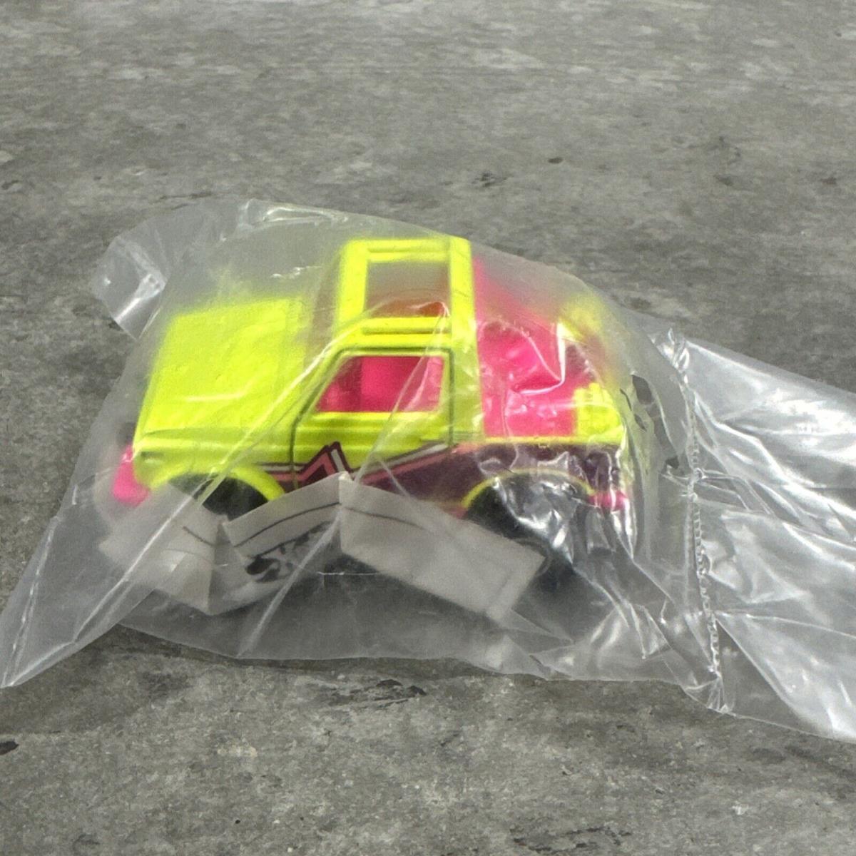 Hot Wheels Suzuki Samurai Street Roader Vintage Extremely Rare Neon Yellow/pink