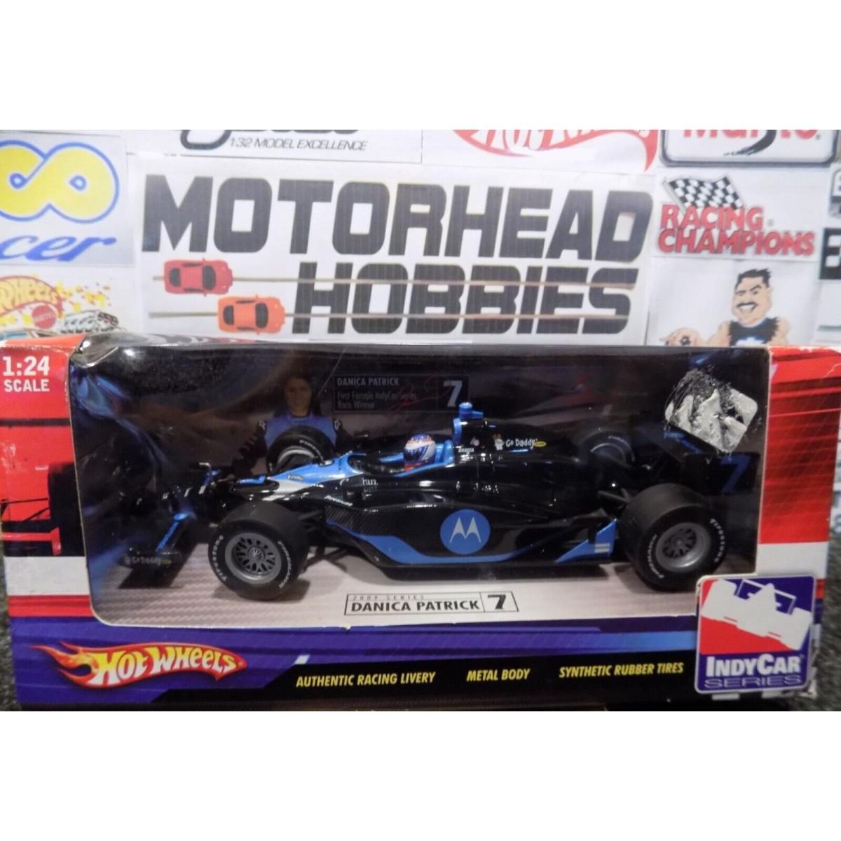 Hot Wheels 1:24 Danica Patrick 7 Motorola - GO Daddy Indy Car P7309