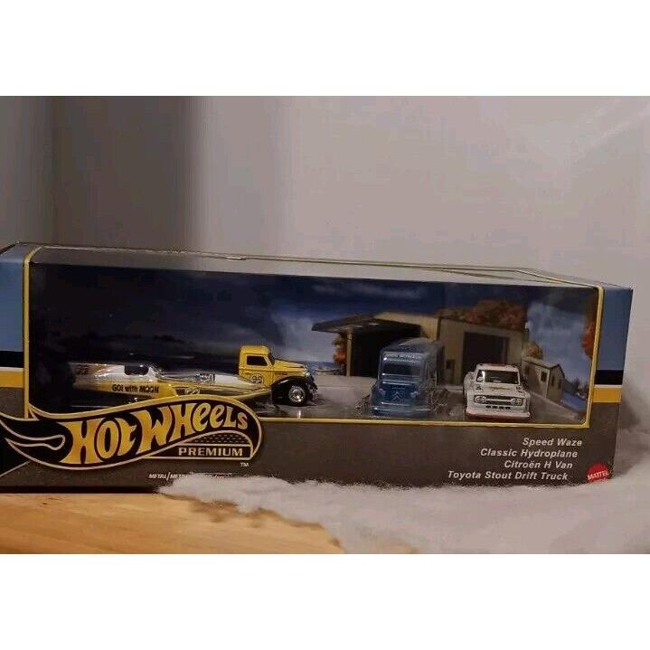 Hot Wheels Premium Collector Set Motorhead Madness Toyota Speed Waze