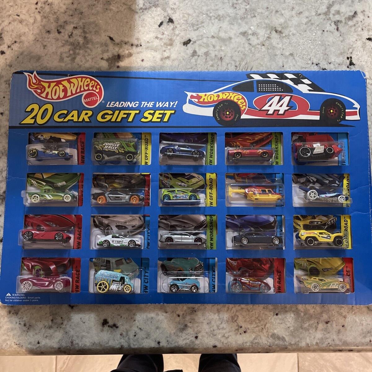 Hot Wheels 1995 Leading The Way 20 Car Gift Set Box