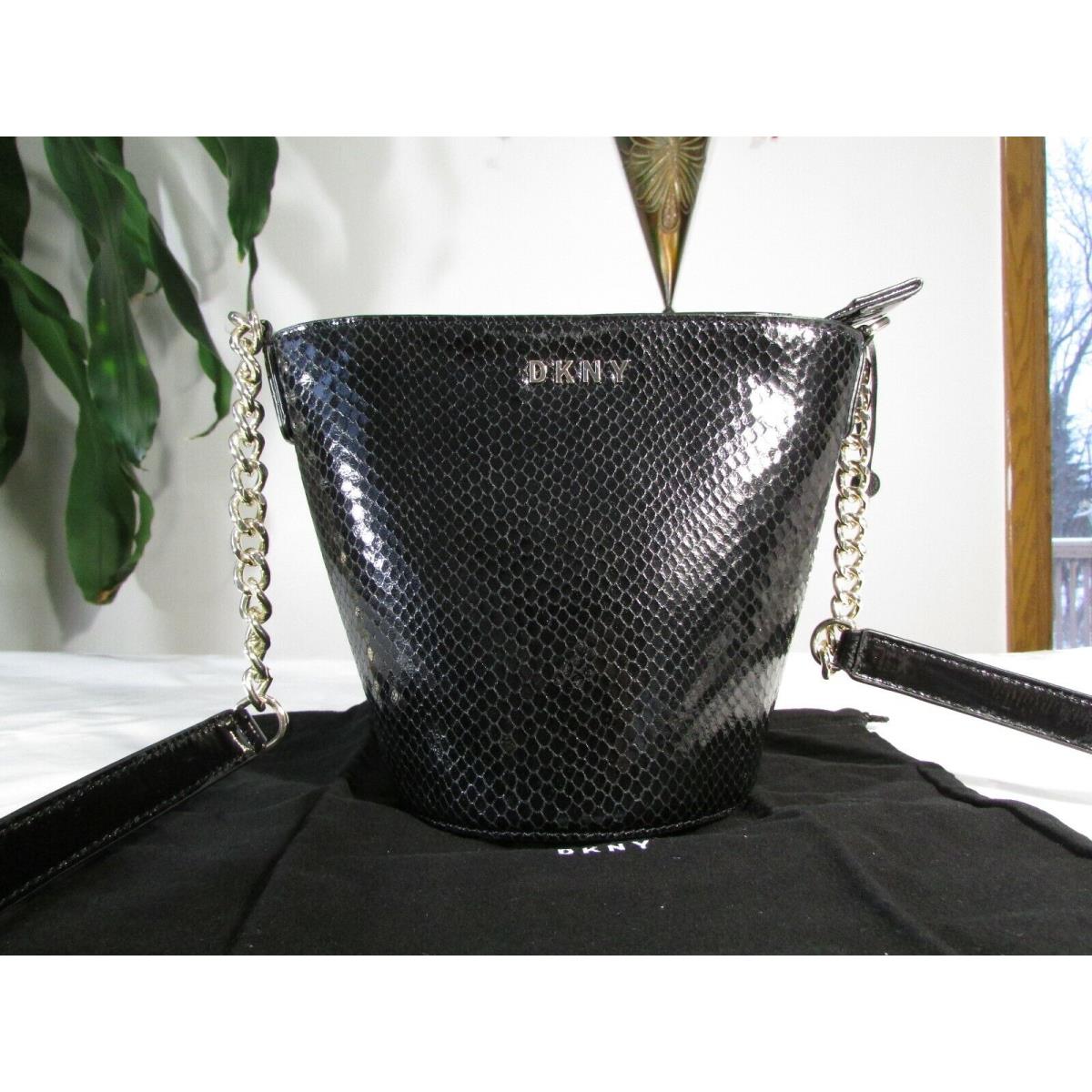 Reticket Dkny Kim Chain Patent Leather Bucket Bag Black