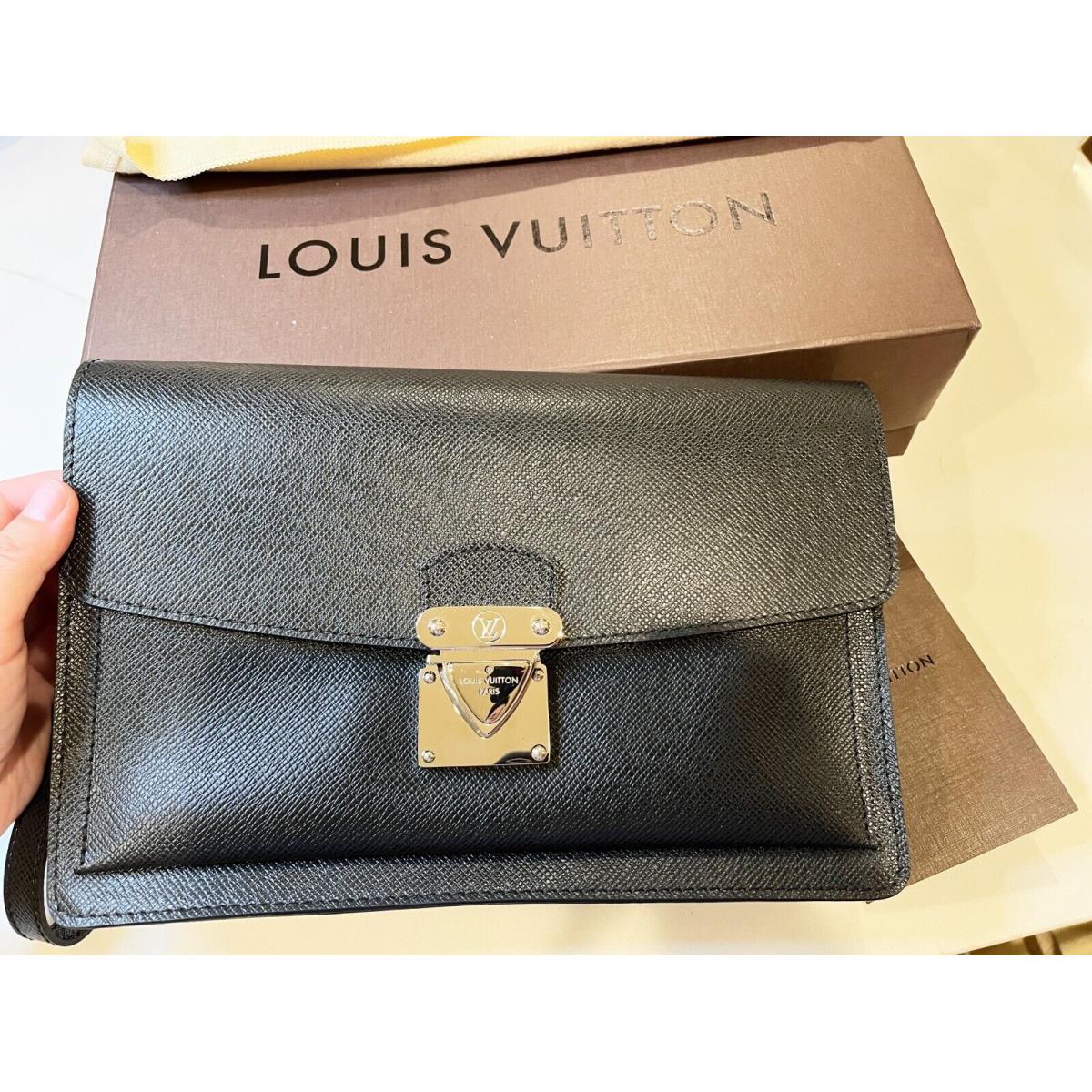 Louis Vuitton Taiga Belaia Clutch Bag Pouch Ardoise Men M32592 E2342