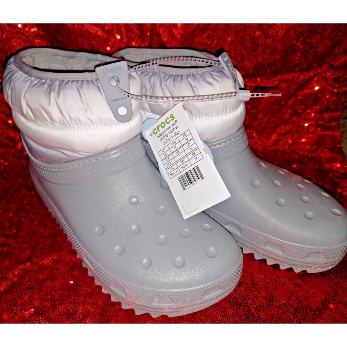 Women`s 9 Crocs Classic Neo Puff Shorty Boot Gray Lined