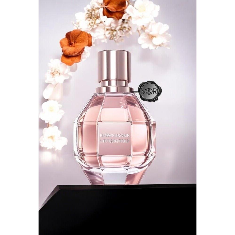 Viktor Rolf Flowerbomb Eau de Parfum For Women 3.4 Fl. Oz. / 100ml