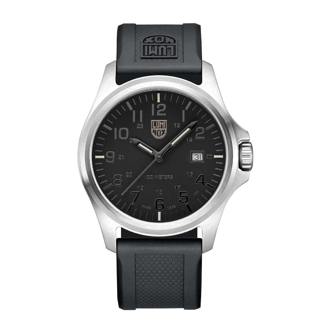 Luminox Men`s 43mm Patagonia Steel Black Out Dial Swiss Made 100m Watch X2.2502