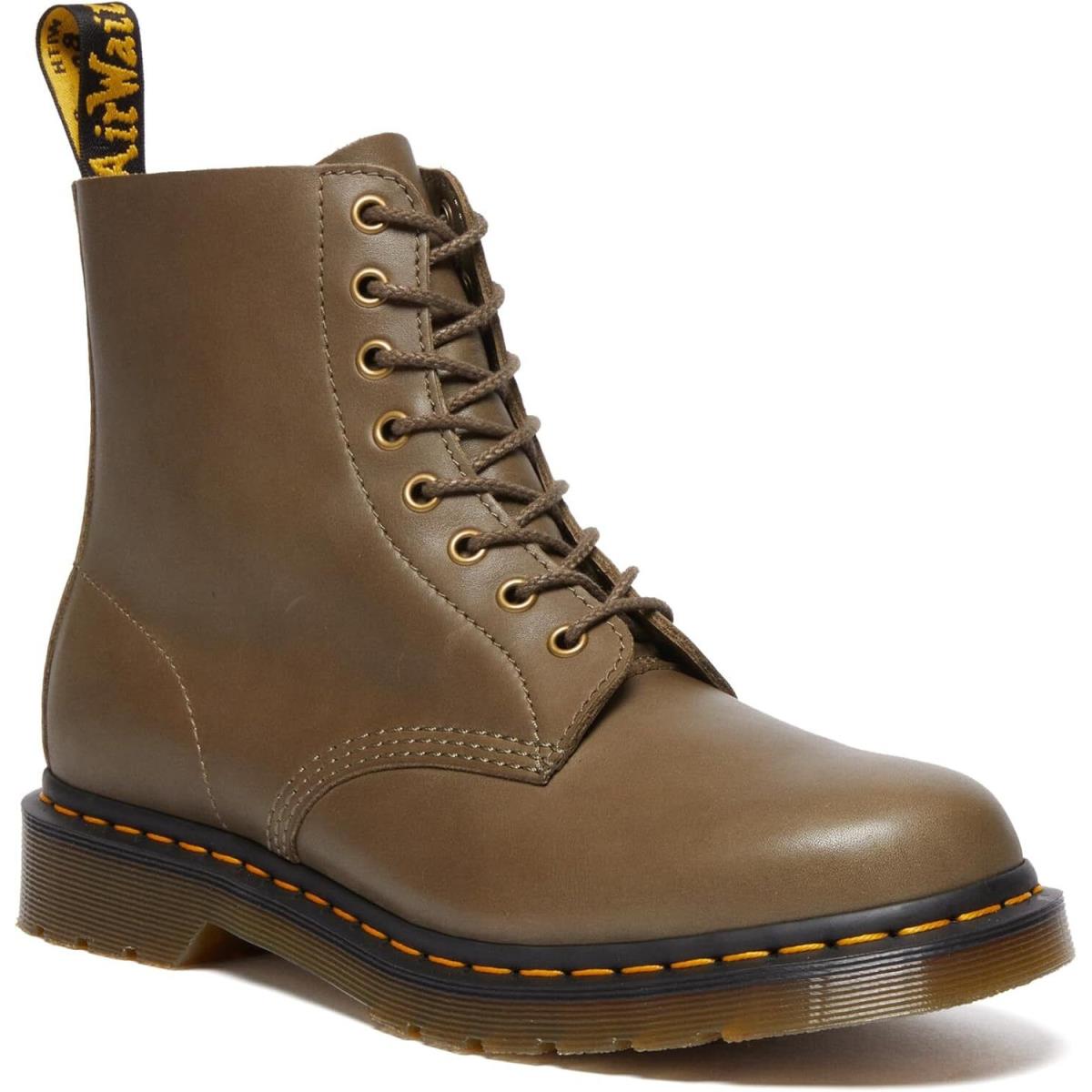 Dr. Martens Men`s 1460 Pascal Fashion Boot