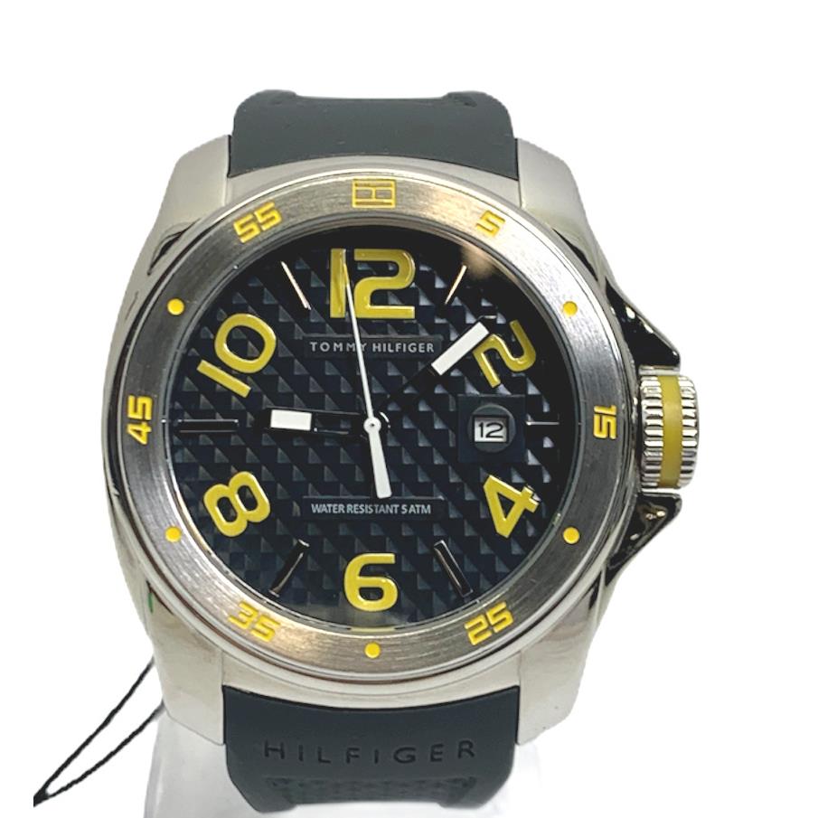 Tommy Hilfiger 1790712 Bold Looking Dive Style Rubber Band Men`s Watch