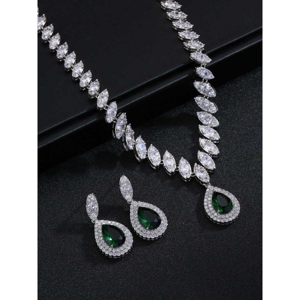 White Gold Plated Swarovski Crystal Cubiczirconia Bridal Necklace Earring Set