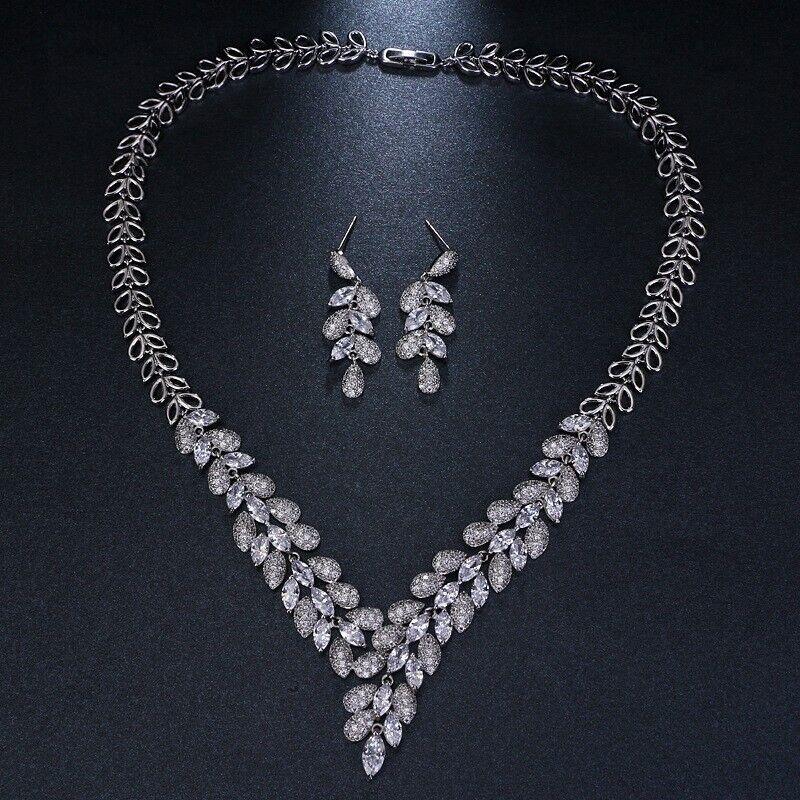 White Gold Plated Swarovski Crystal Cubiczirconia Bridal Necklace Earring Set