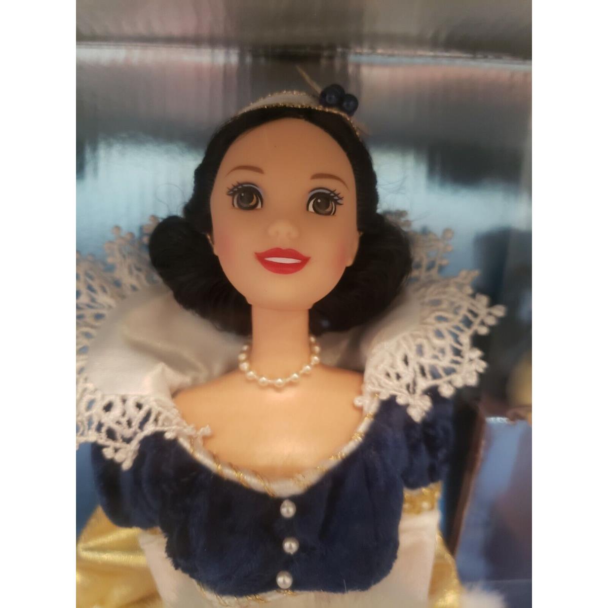 Snow White Disney Holiday Collection Princess Doll 1998 Barbiecore