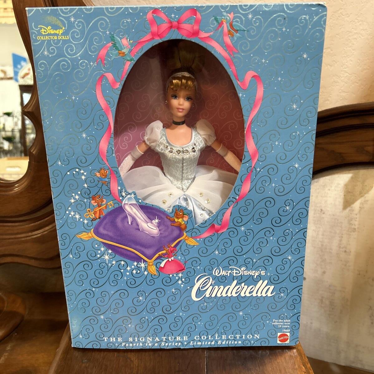 Walt Disney s Cinderella Doll Signature Series 19660/ 1998 Mattel