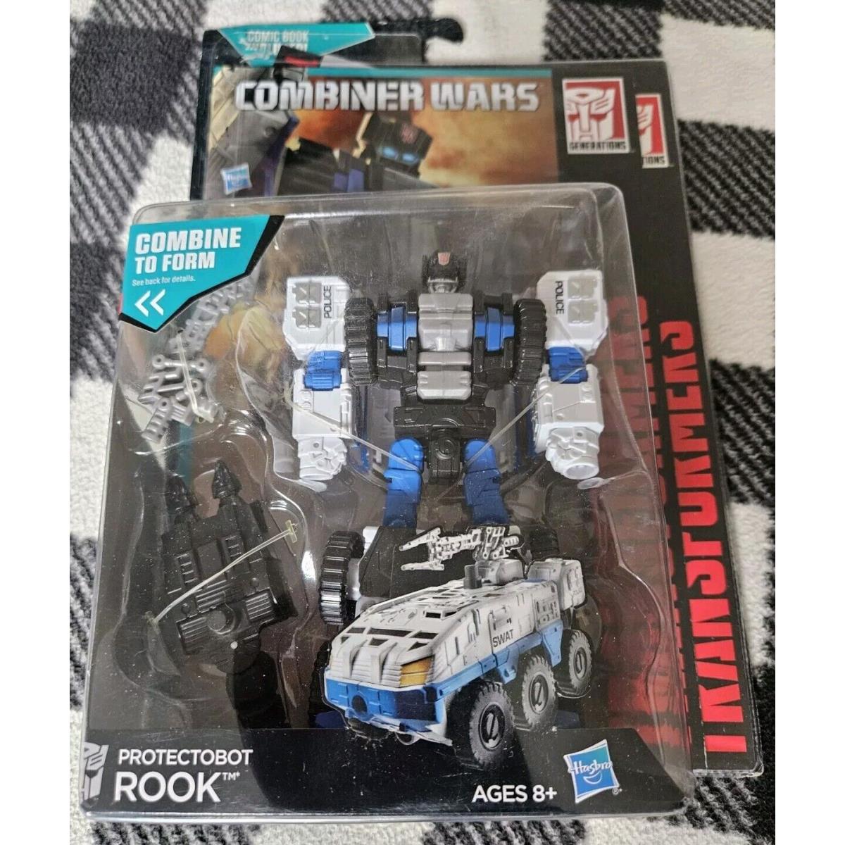 Transformers Combiner Wars Protectobot Rook