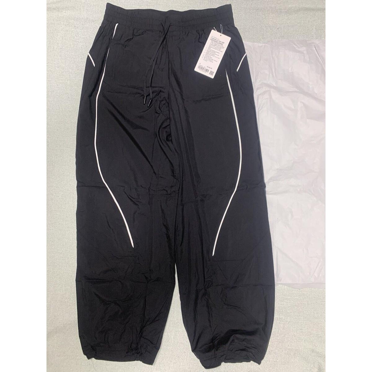 Lululemon License to Train Mid-rise Lightweight Jogger Size 8. Black Color