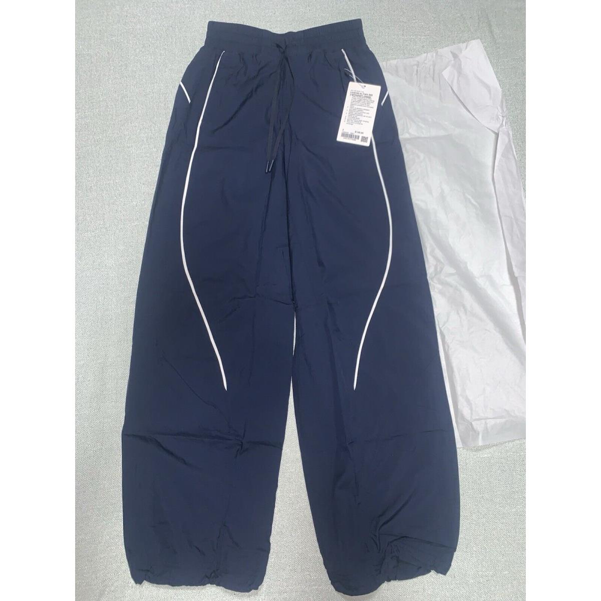 Lululemon License to Train Mid-rise Lightweight Jogger Size 2. True Navy