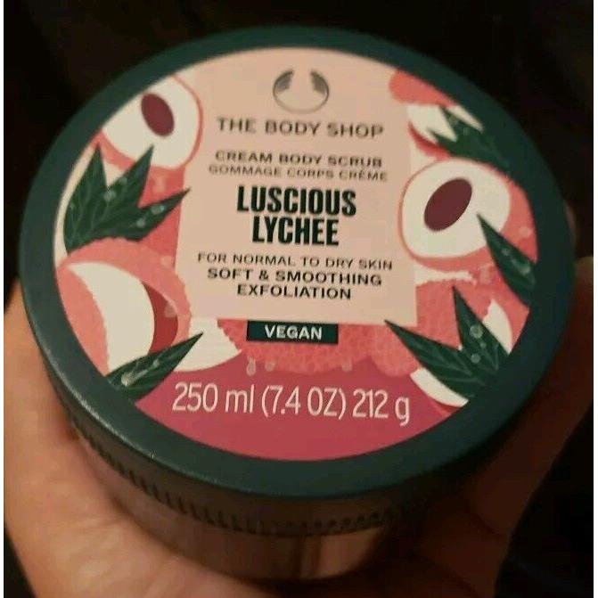 The Body Shop Luscious Lychee Creamy Body Scrub Exfoliation 250ml/7.4 oz