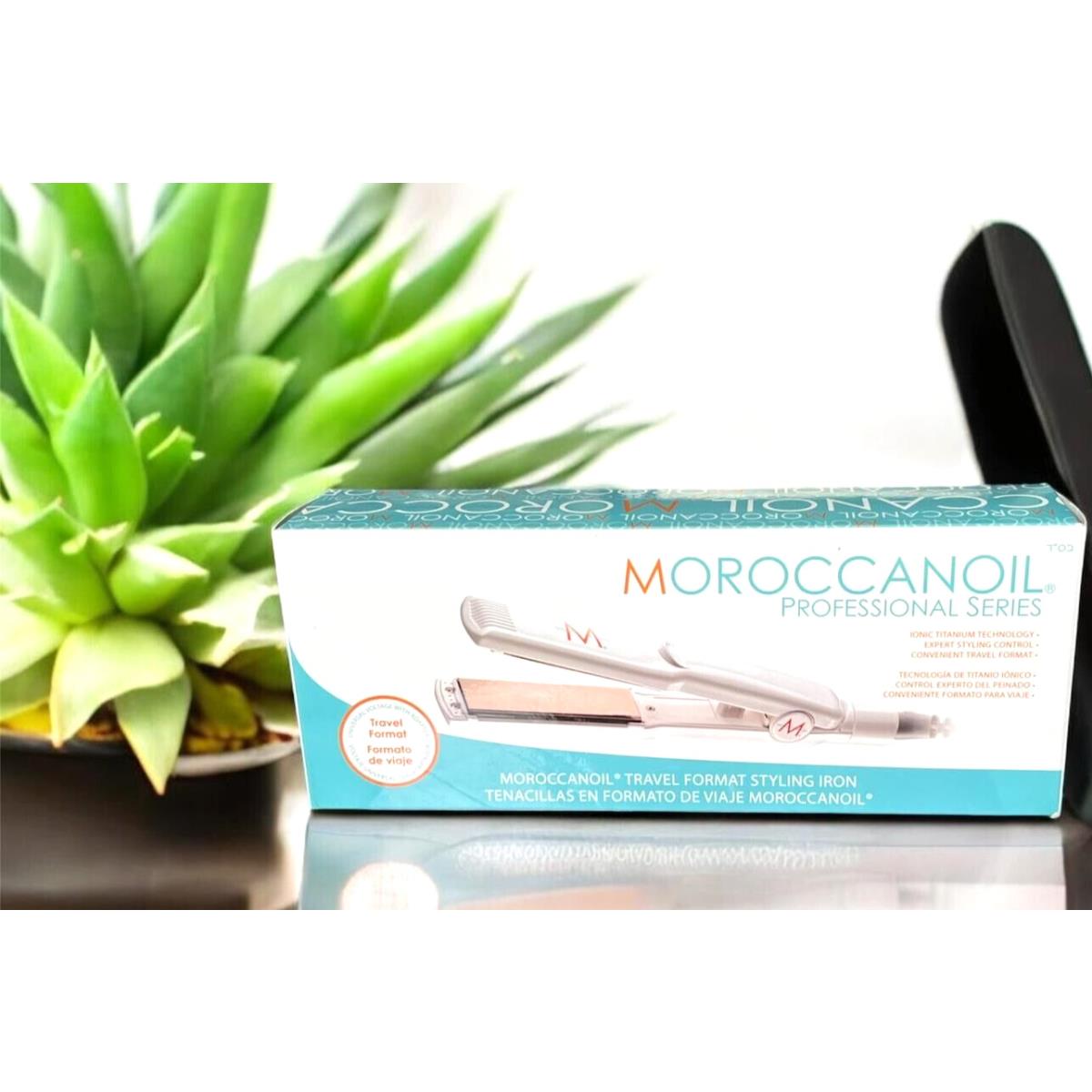 Moroccanoil Professional Series Travel Styling Iron Ionic Titanium Technology