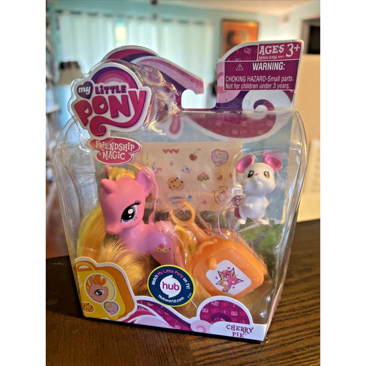 MY Little Pony Friendship IS Magic Cherry Pie Hasbro